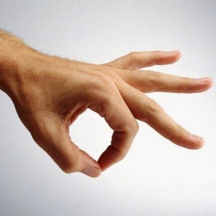 Jelqing se izvaja s palcem in kazalcem.